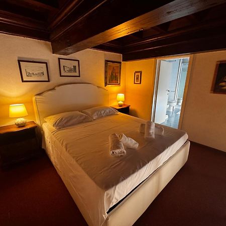 Suite Brunelleschi Florence - 14Th Century Suite Just 120 Steps From Cathedral - Intero Appartamento ภายนอก รูปภาพ